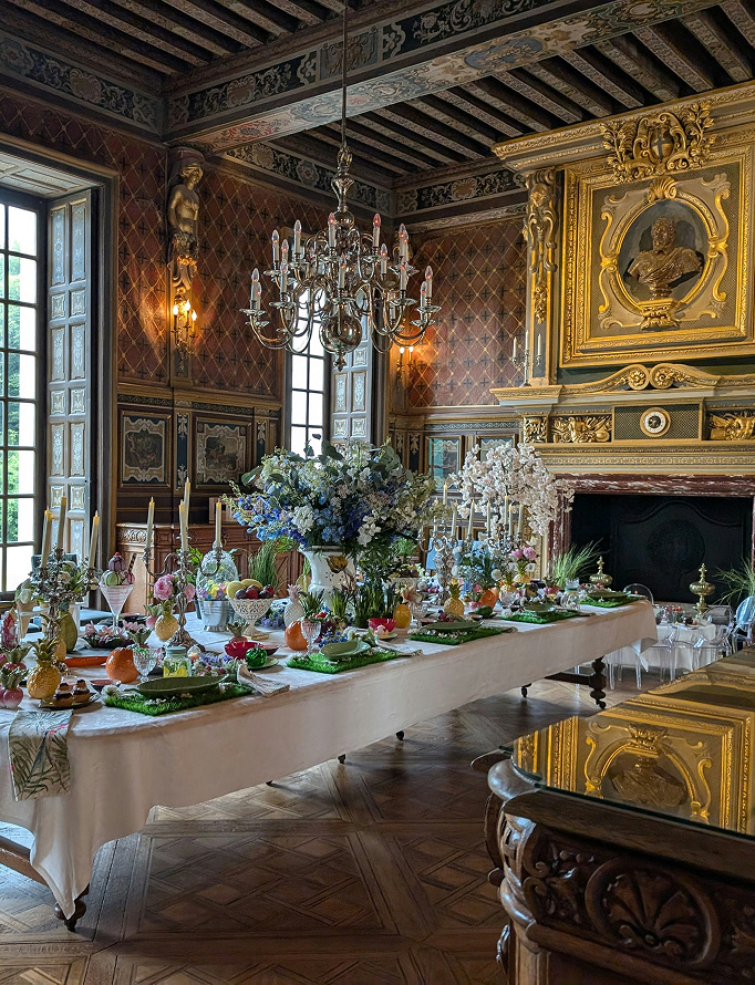 Grand dining room